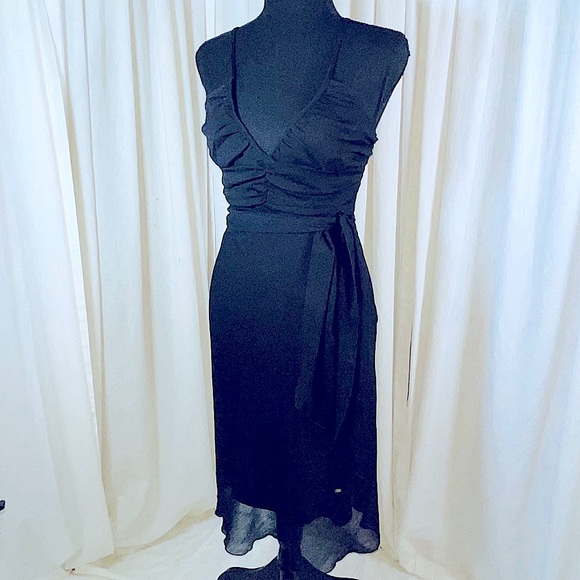 BEAUTIFUL Twenty-One Pleated Chiffon Spaghetti Strap Dress - Picture 4 of 11